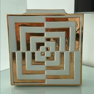 Flower Base or Home decor